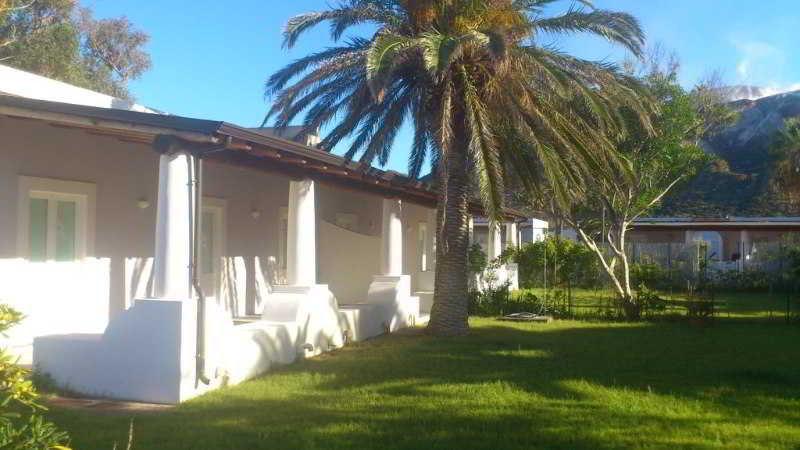 Residence I Pagghiari Bungalow Vulcano  Εξωτερικό φωτογραφία
